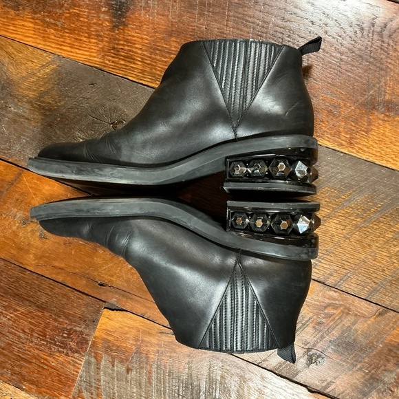 Nicholas Kirkwood Suzi Black Leather Crystal Heel Ankle Boots Size 37.5 (7) - Picture 5 of 9